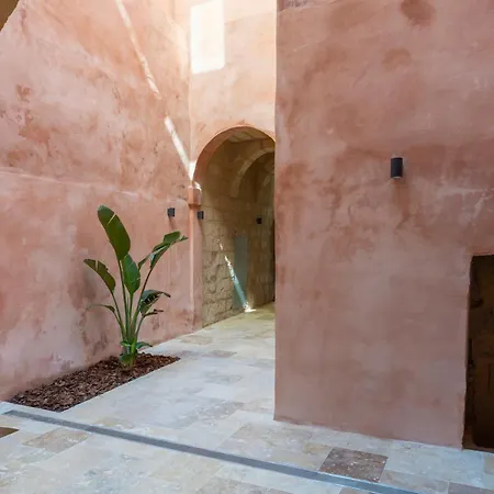 In Historic Knights House At The Marina Pensiune Senglea